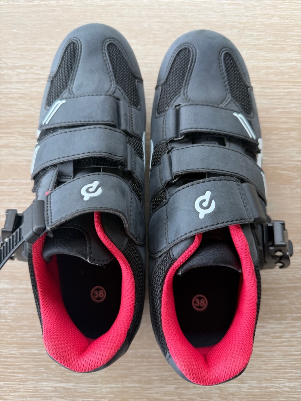 NWOT Peloton Cycling Spin Shoes with Look Delta Cleats Size 38